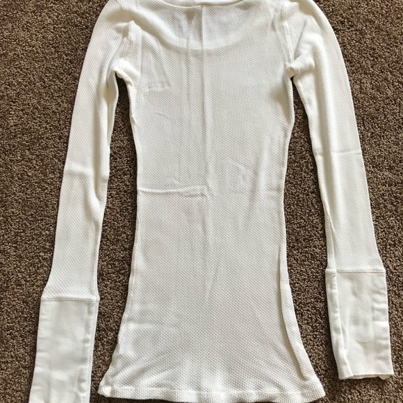 Free People Damsel Snap Cuff Thermal, white - Picture 4 of 8